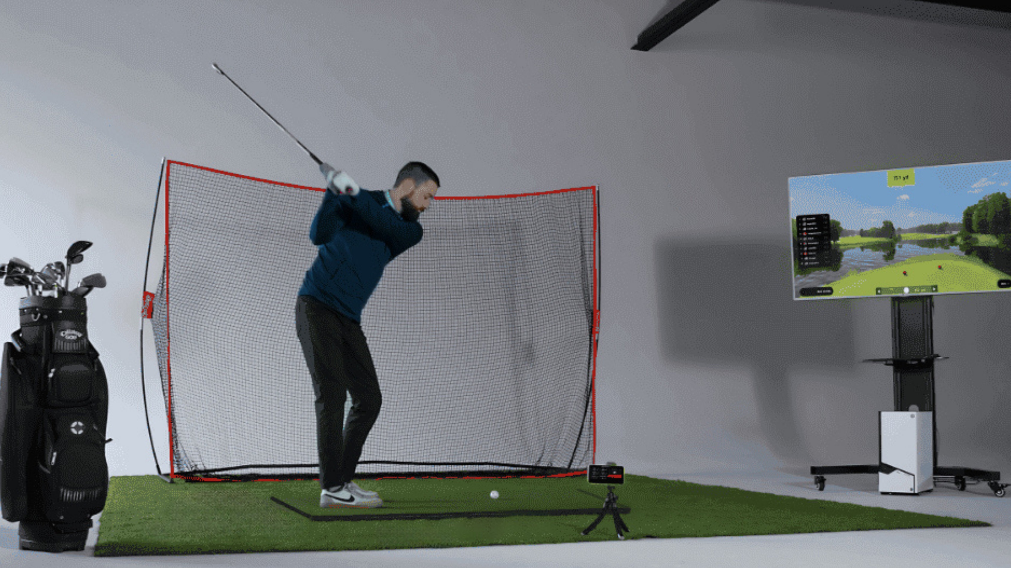 Golf Simulator Explained: How Indoor Golf Technology Works in 2026