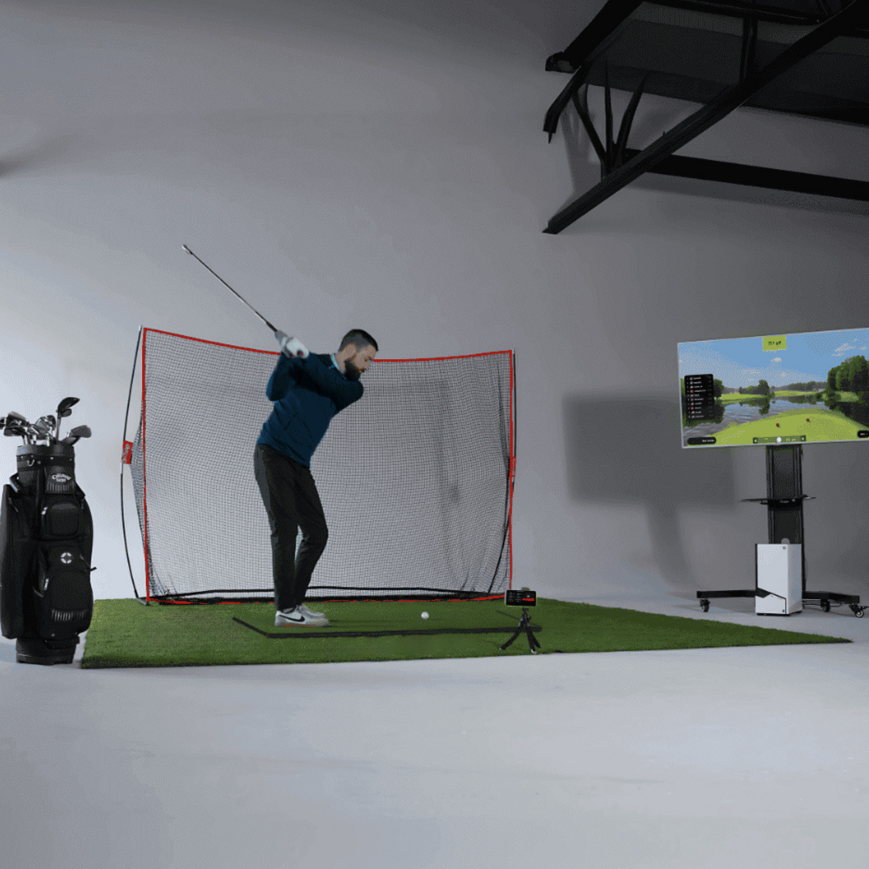 Golf Simulator Explained: How Indoor Golf Technology Works in 2026